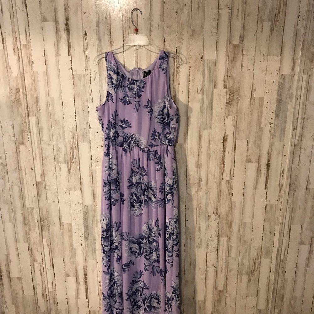 🛍😍Beautiful purple long dress!
